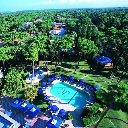 Hotell Grand Golf 4*