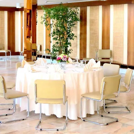 Hotel Grand Golf 4*