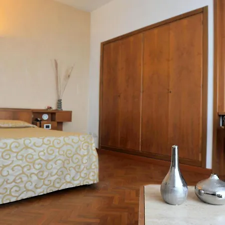 Grand Golf تيرّينْيا