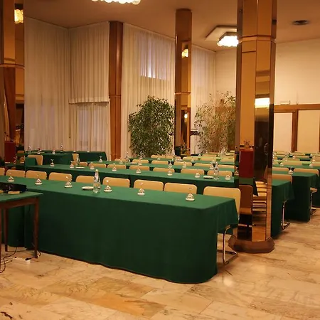 فندق Grand Golf تيرّينْيا