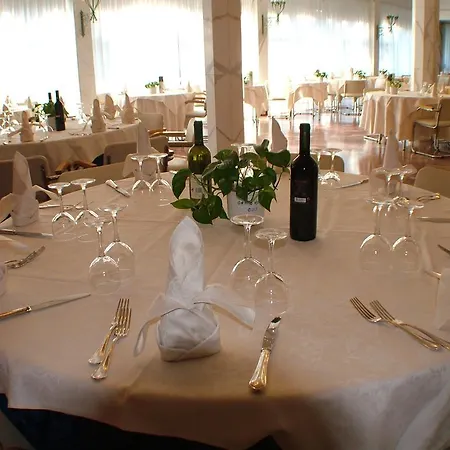 Hotel Grand Golf Tirrenia
